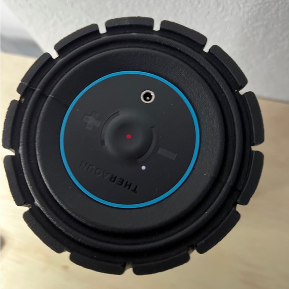 Theragun Vibrating roller - Picture 3 of 4